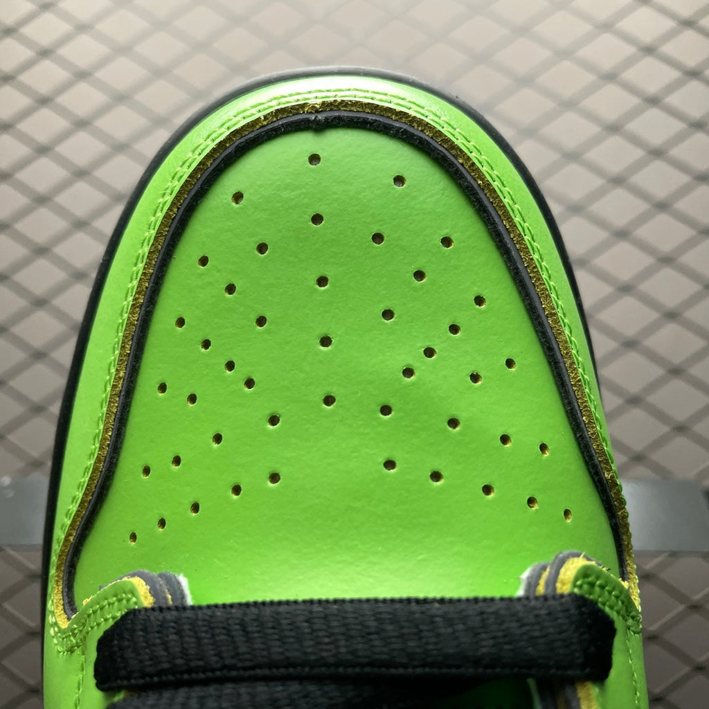 Powerpuff Girls SB Dunk Low "Buttercup"
